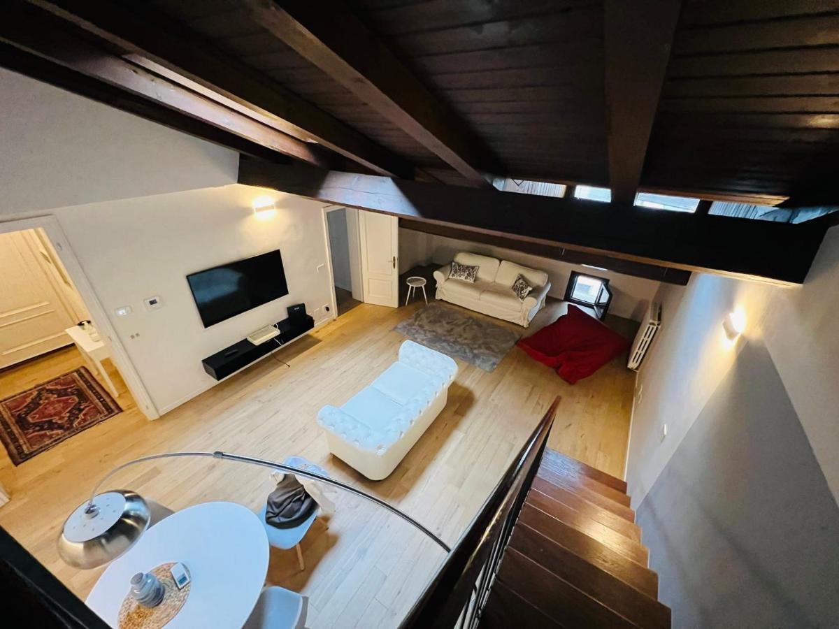 Ferienwohnung Il Salotto Sul Rio Mantua Exterior foto