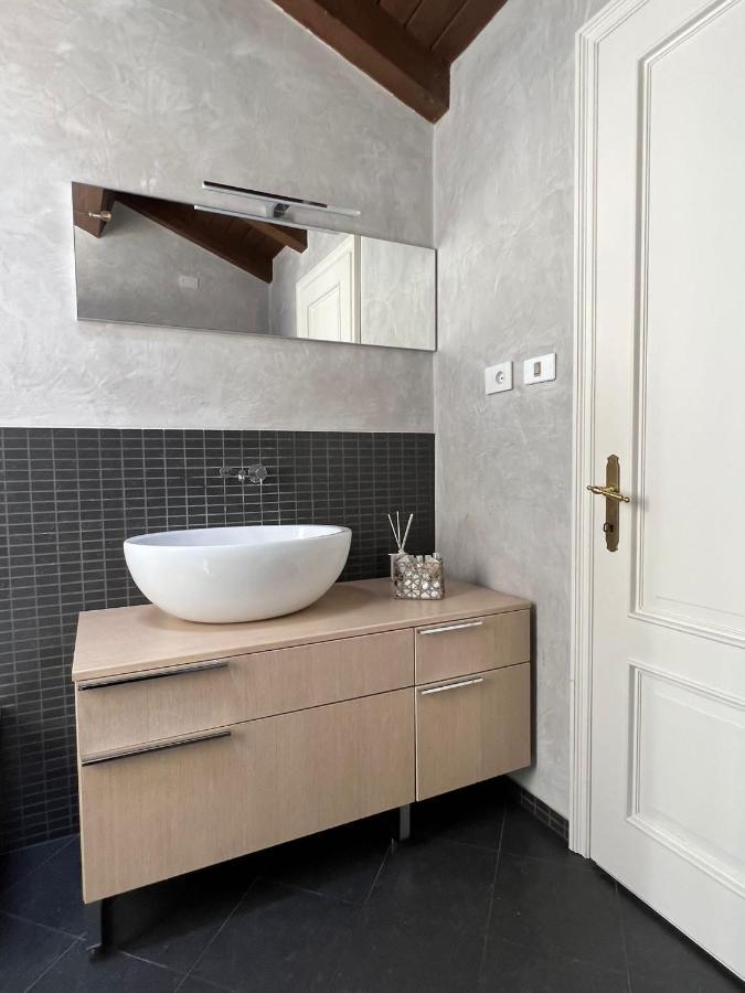 Ferienwohnung Il Salotto Sul Rio Mantua Exterior foto